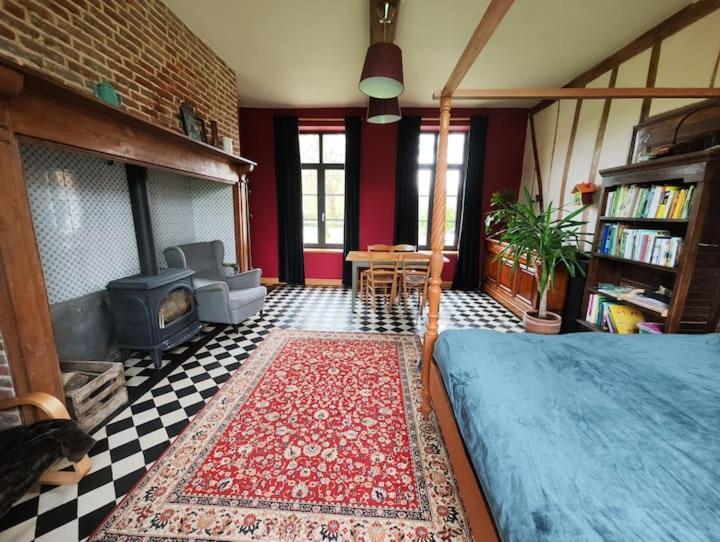 Chambre Spacieuse Avec Vue Sur Clocher Apartment Verchin Exterior foto